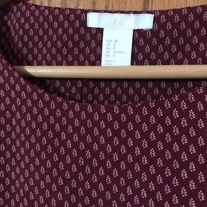 H&M Maroon and Cream Printed Blouse